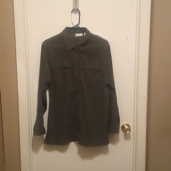 White Stag Gray Long Sleeve Button Down Shirt - Size Medium - Picture 1 of 3